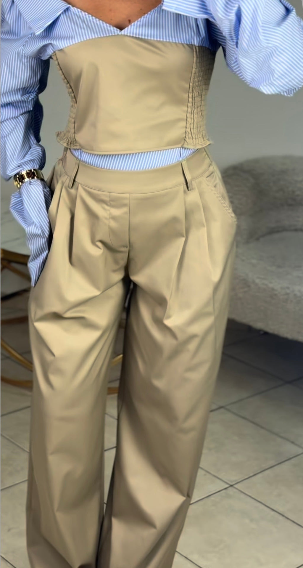 Compleu Aurelia - eLiaShop.ro Magazin de haine online