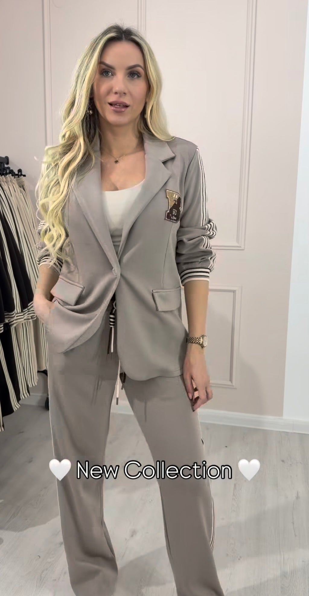 Compleu Divina - eLiaShop.ro Magazin de haine online