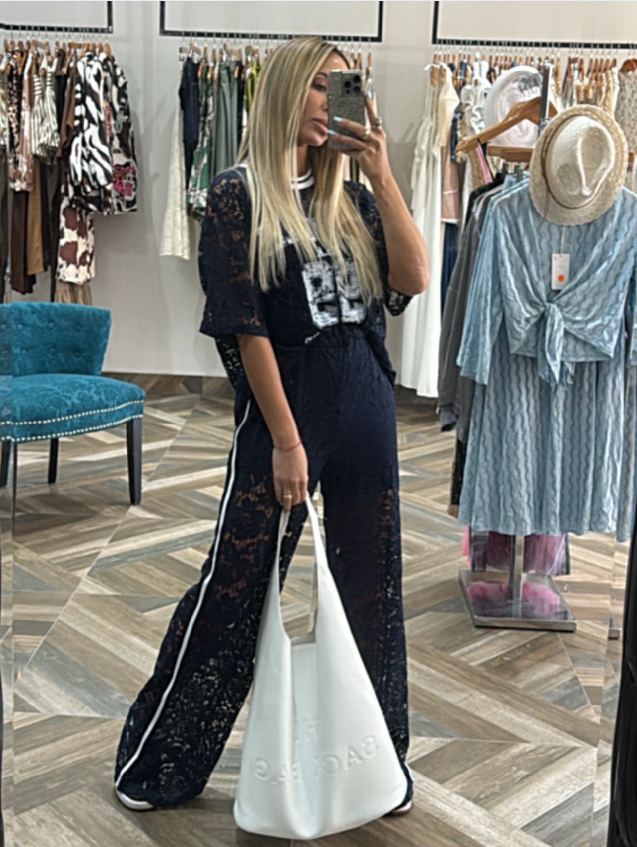 Compleu California - eLiaShop.ro Magazin de haine online