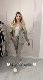 Compleu Divina - eLiaShop.ro Magazin de haine online